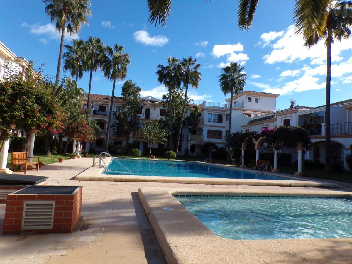 Planta Baja Con Porche Y Piscina, Cerca Del Mar Apartamento Dénia Exterior foto